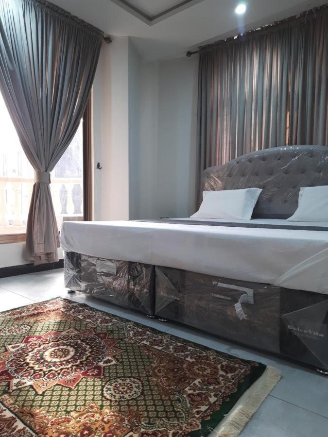 Northern Suites Bahria Town 라왈핀디 외부 사진