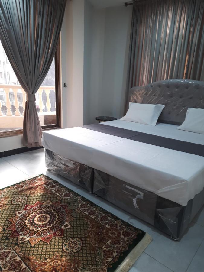 Northern Suites Bahria Town 라왈핀디 외부 사진