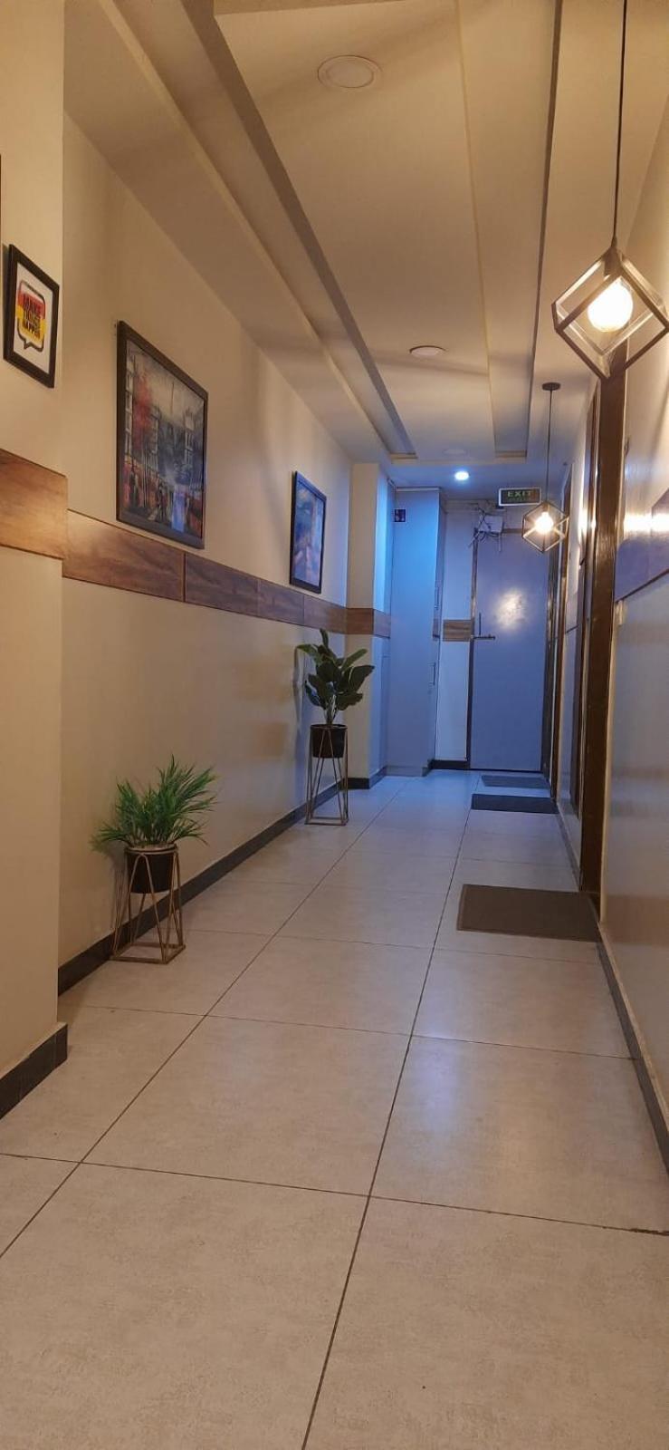 Northern Suites Bahria Town 라왈핀디 외부 사진